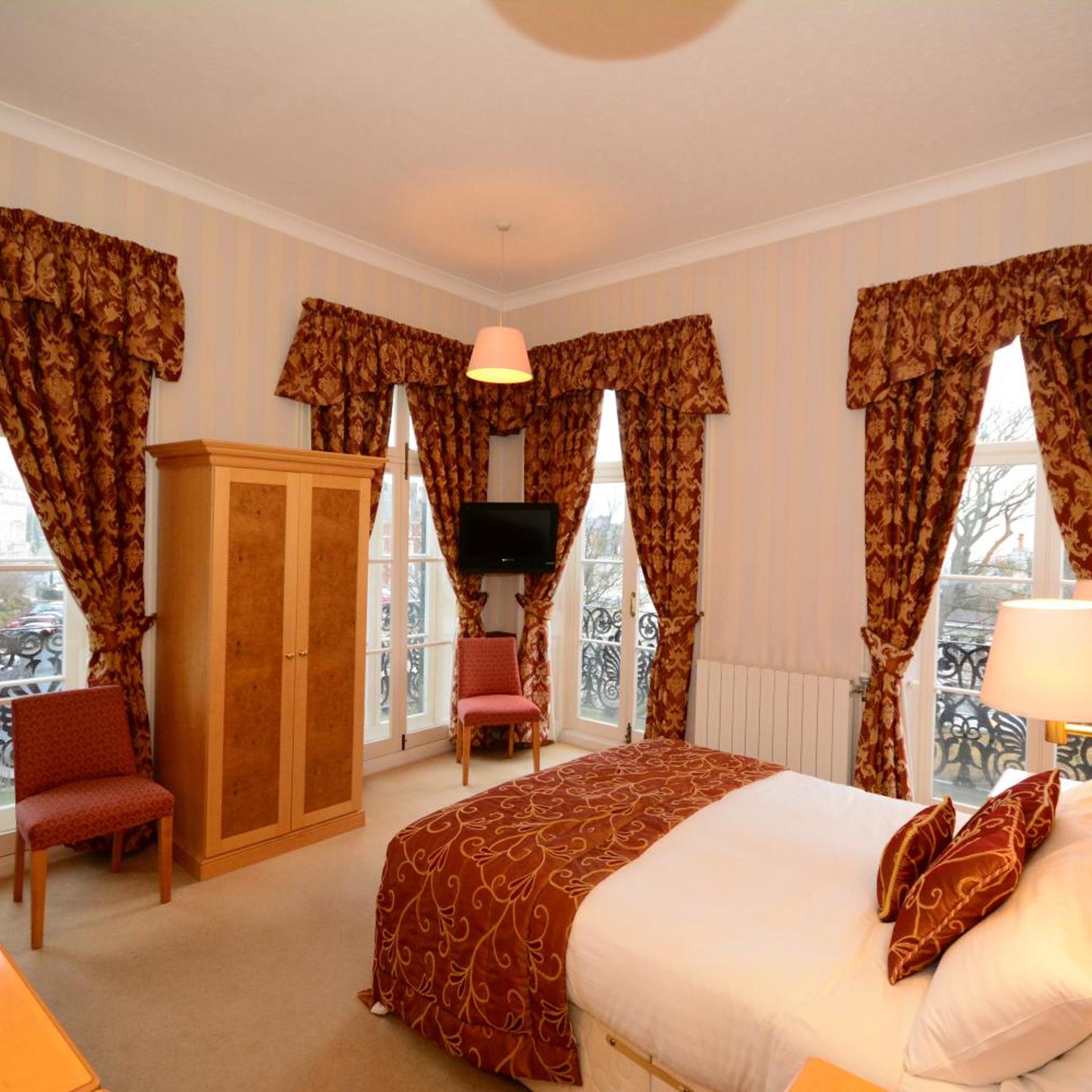 غرفة سوبيريور بسرير مزدوج، The Crescent Hotel 4/8