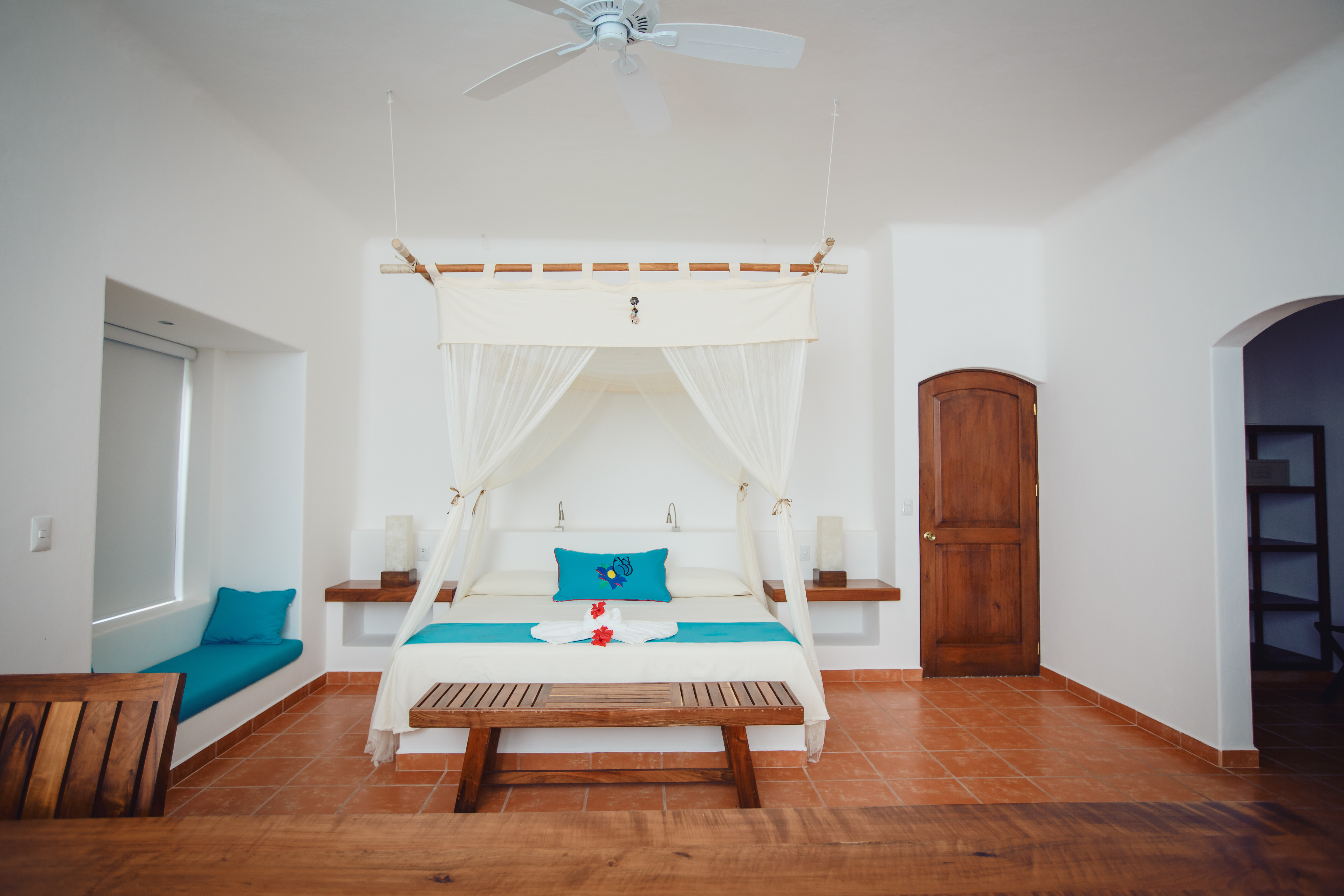 Lagoon, Master, Suite