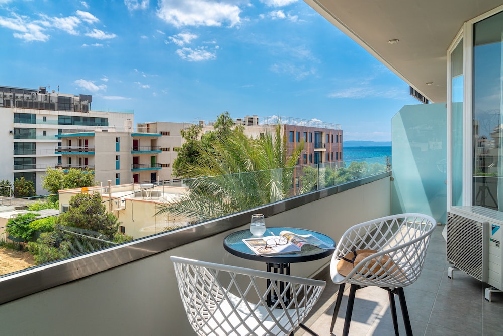 Maison 66 Riviera Hotels 5/50