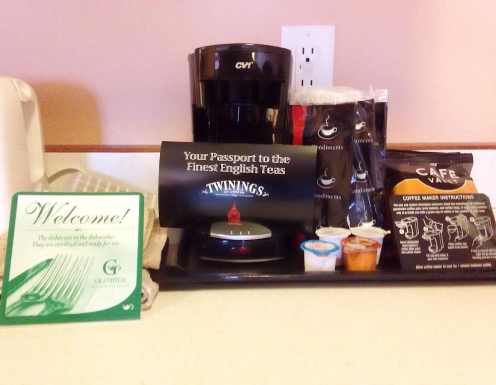 Grandstay Residential Suites Hotel - Sheboygan 24/69