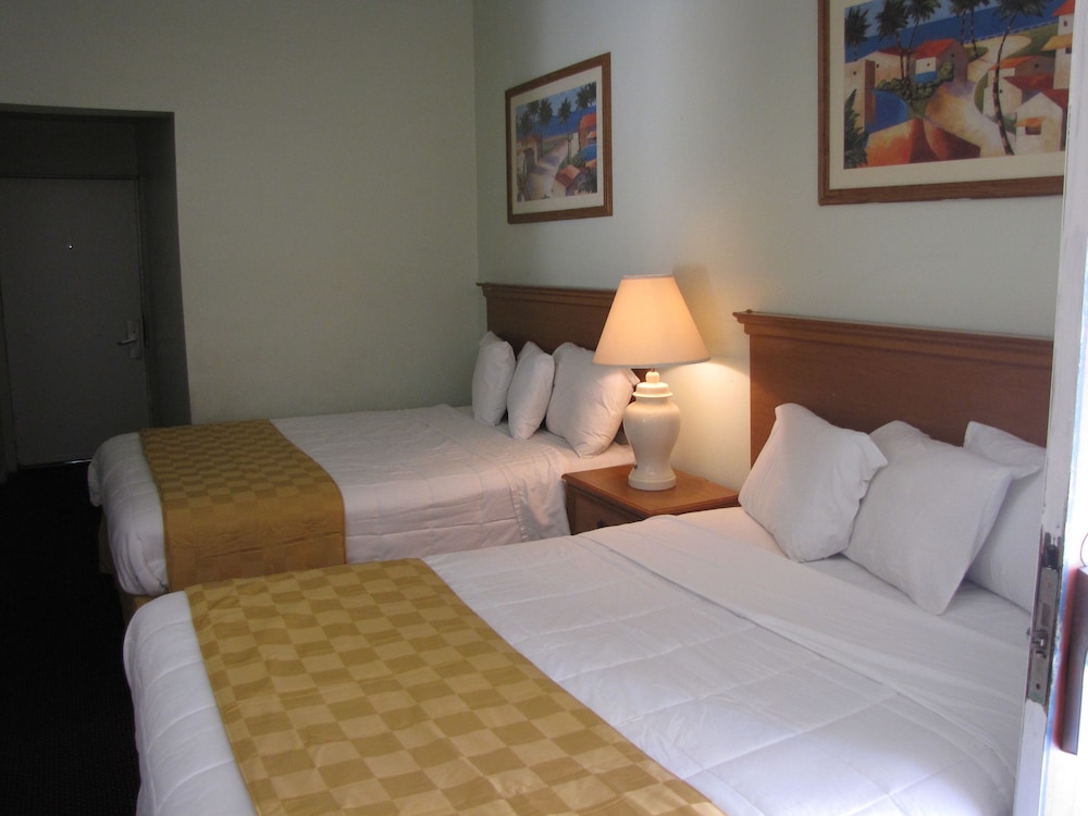 A-1 Budget Motel 24/38