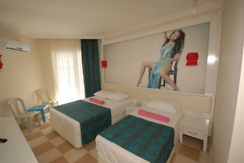 Infinity Beach Hotel 12/39