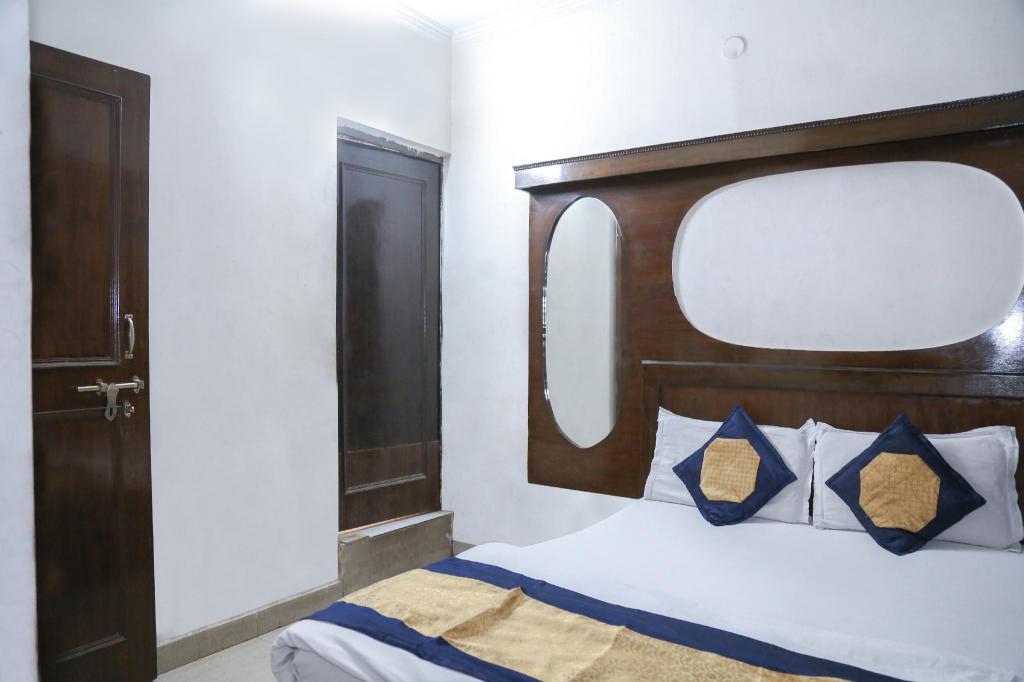 Hotel Konark 14/25