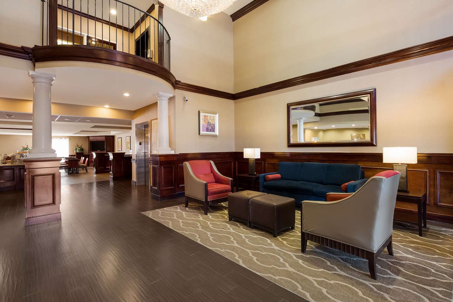 Comfort Suites Near University 25/38