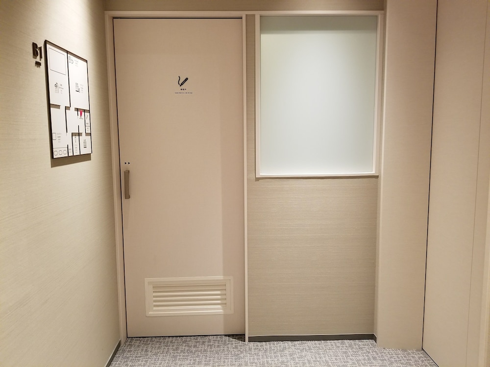 Glansit Akihabara Comfort Capsule Hotel 10/22