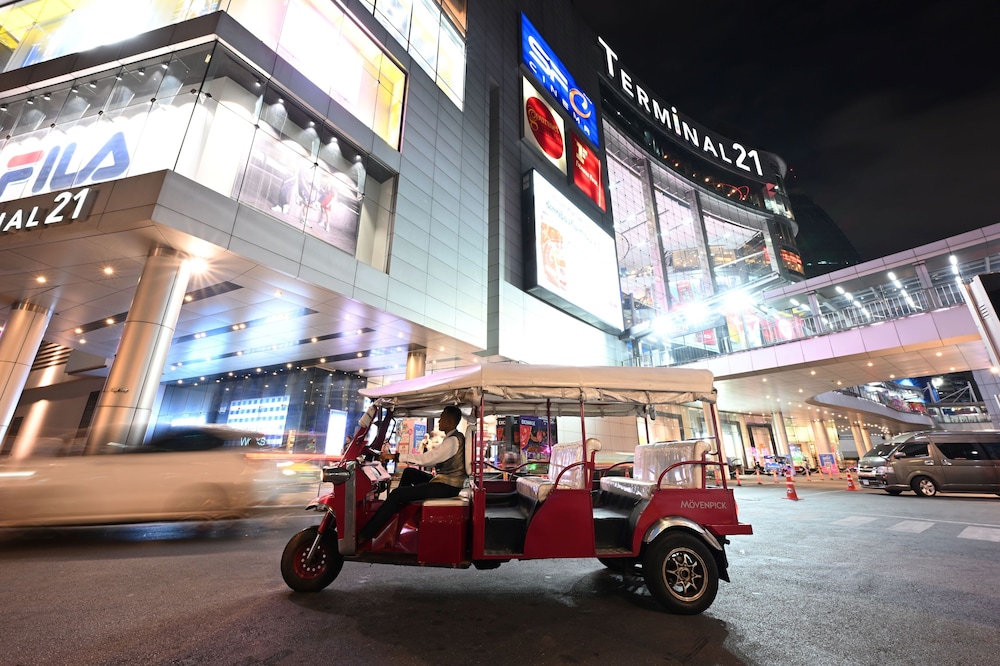 Movenpick Hotel Sukhumvit 15 Bangkok 64/71