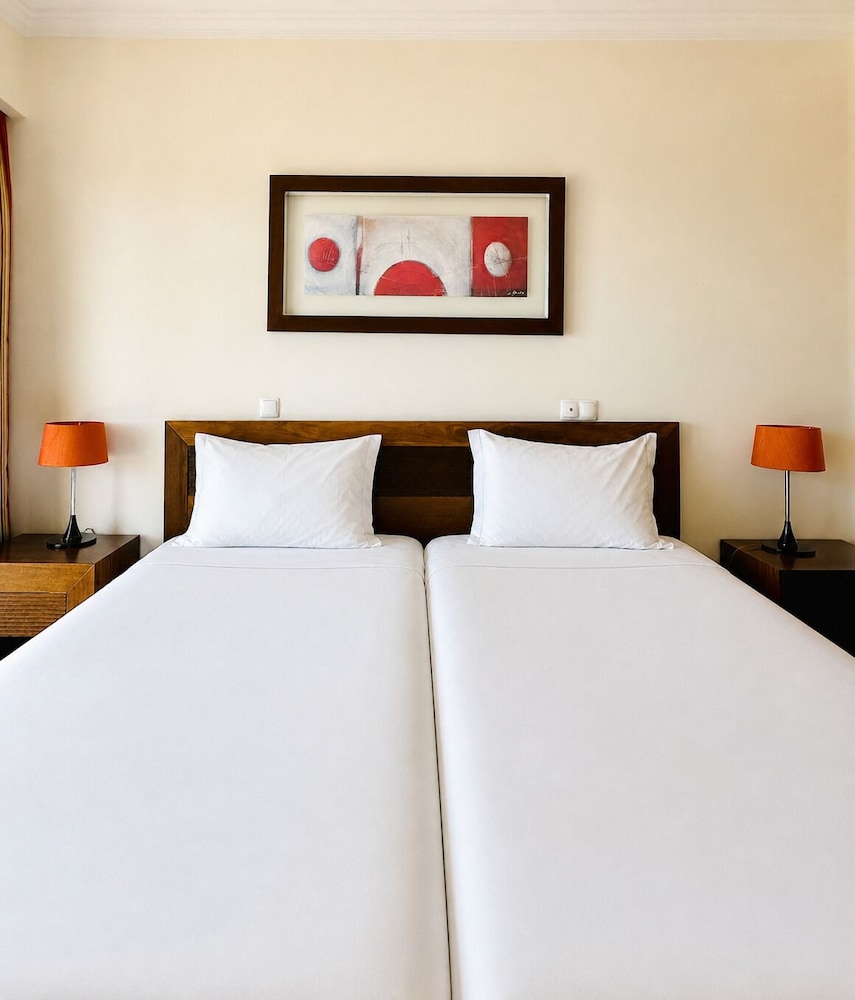 1 BEDROOM, GARDEN, APARTMENT, TWIN BEDS, 2 SOFA, BALCONY
