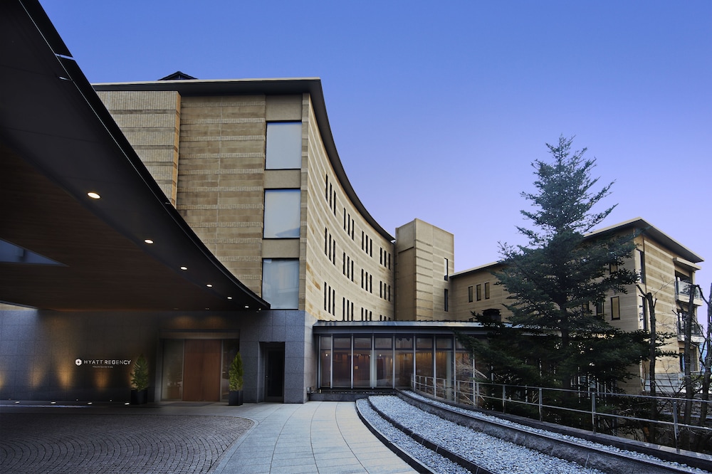 Hyatt Regency Hakone Resort and Spa 70/76