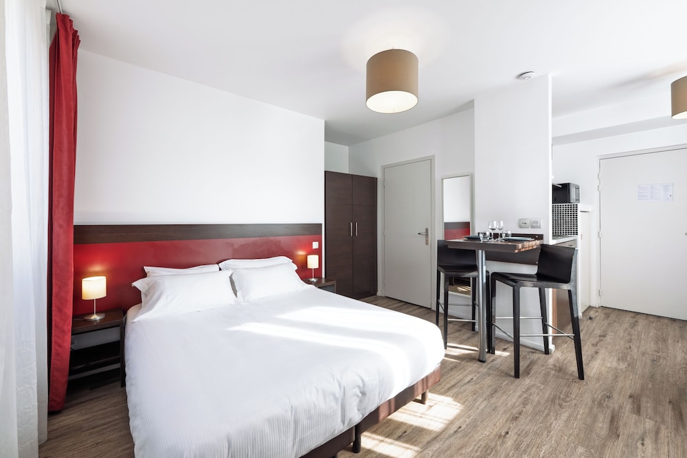 RESIDHOTEL LILLE VAUBAN(FORMERLY COSY S LILLE VAUBAN APARTHOTEL) 22/70