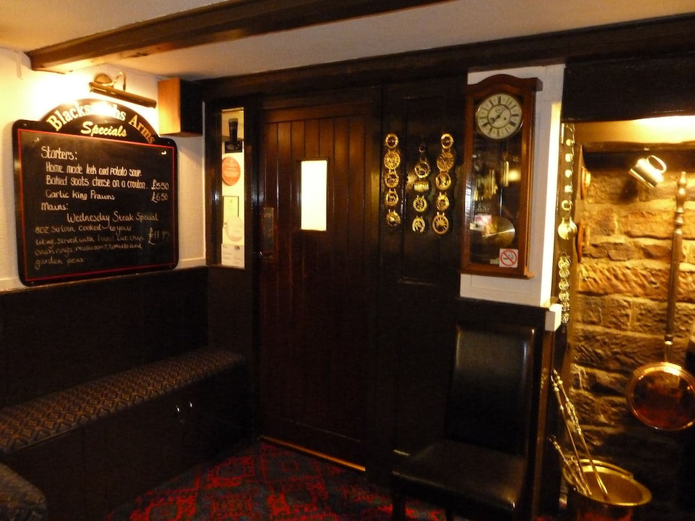 Blacksmiths Arms Inn 34/53