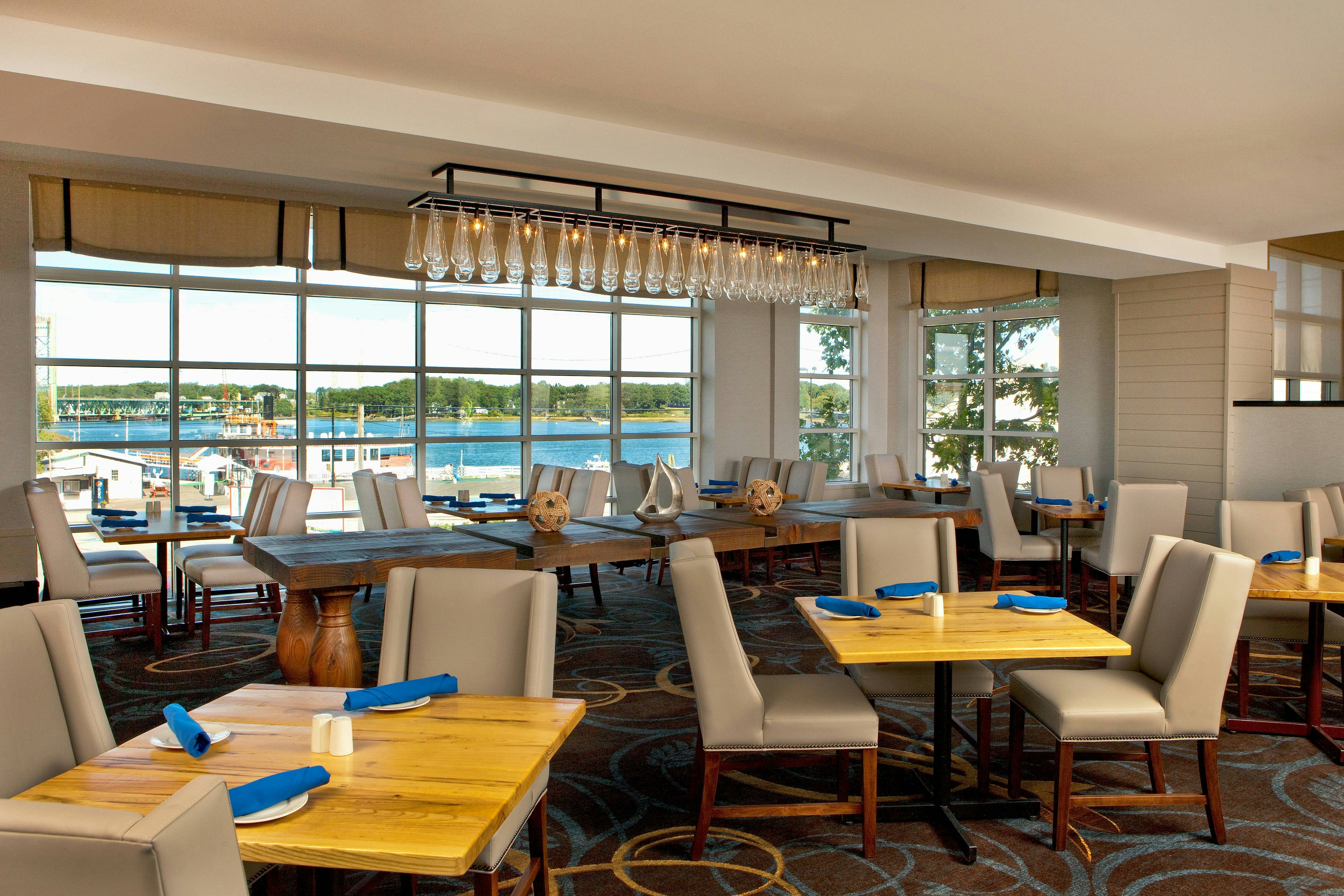 Sheraton Portsmouth Harborside 34/47