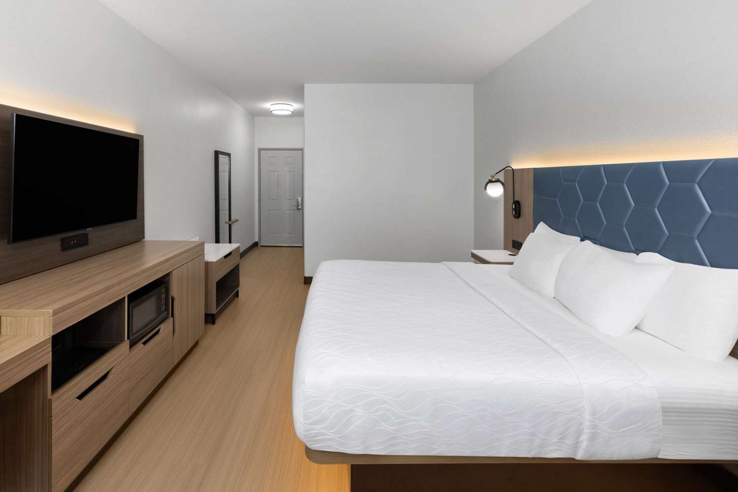 La Quinta Inn & Suites by Wyndham San Antonio Northwest 17/62