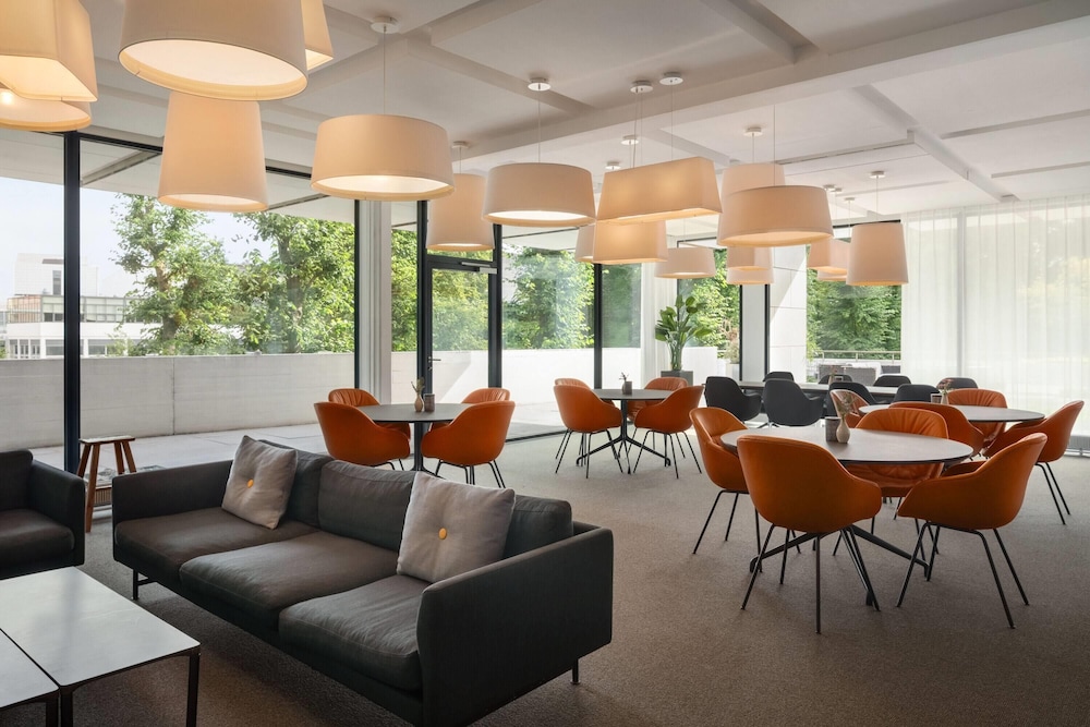 Comwell Hvide Hus Aalborg, Dolce by Wyndham 35/60
