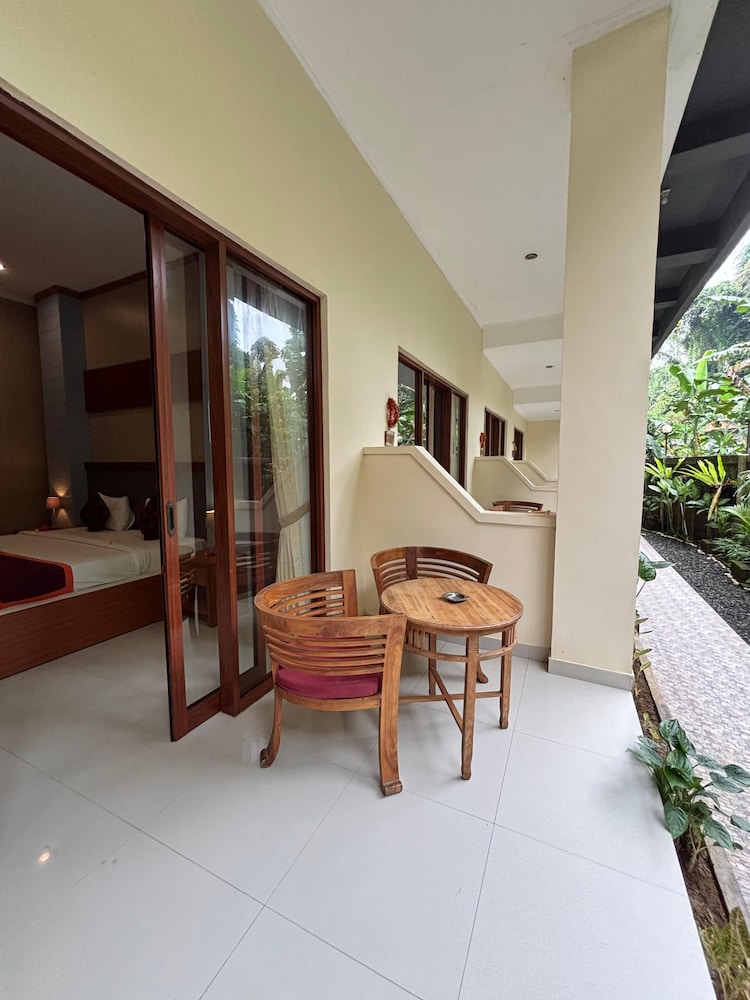 Adi Jaya Cottages 31/50