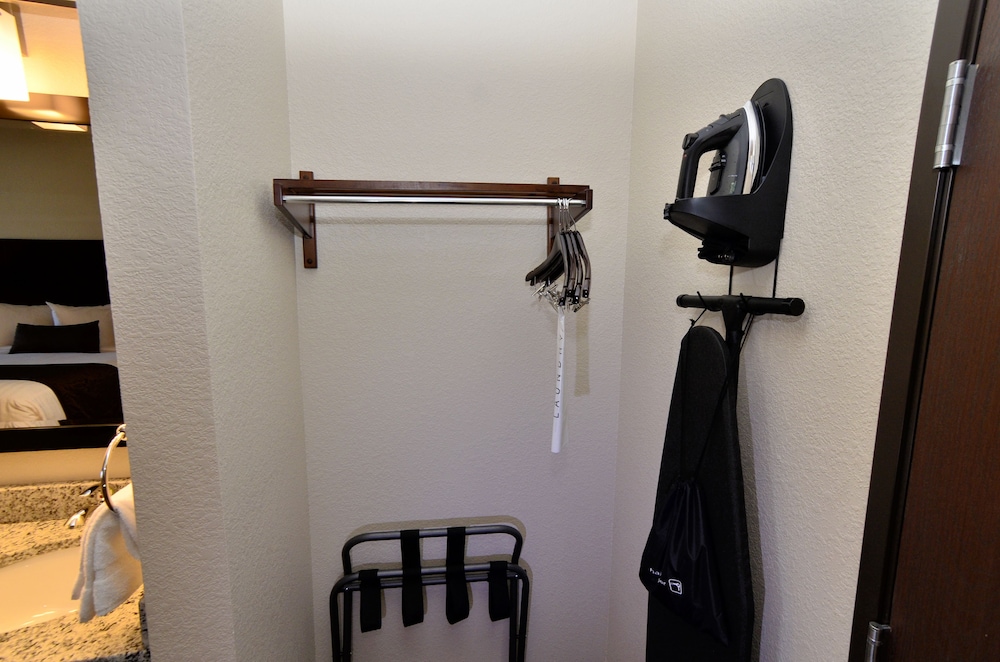 Cobblestone Inn & Suites - Manning 22/50