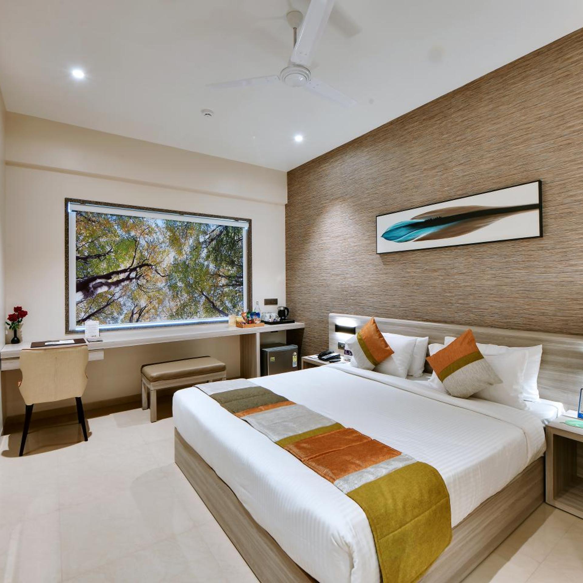 Click Hotel Pithampur 6/33