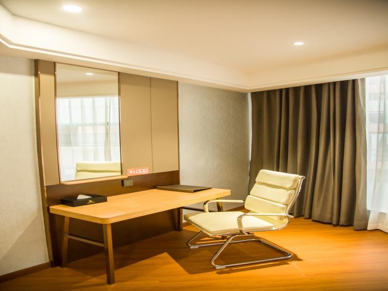 GreenTree Eastern Anshun Town Huangguoshu Avenue Jinhui Xindu Hotel 50/50