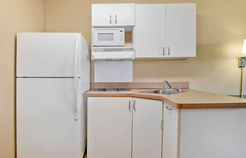Extended Stay America Grand Rapids - Kentwood 46/46