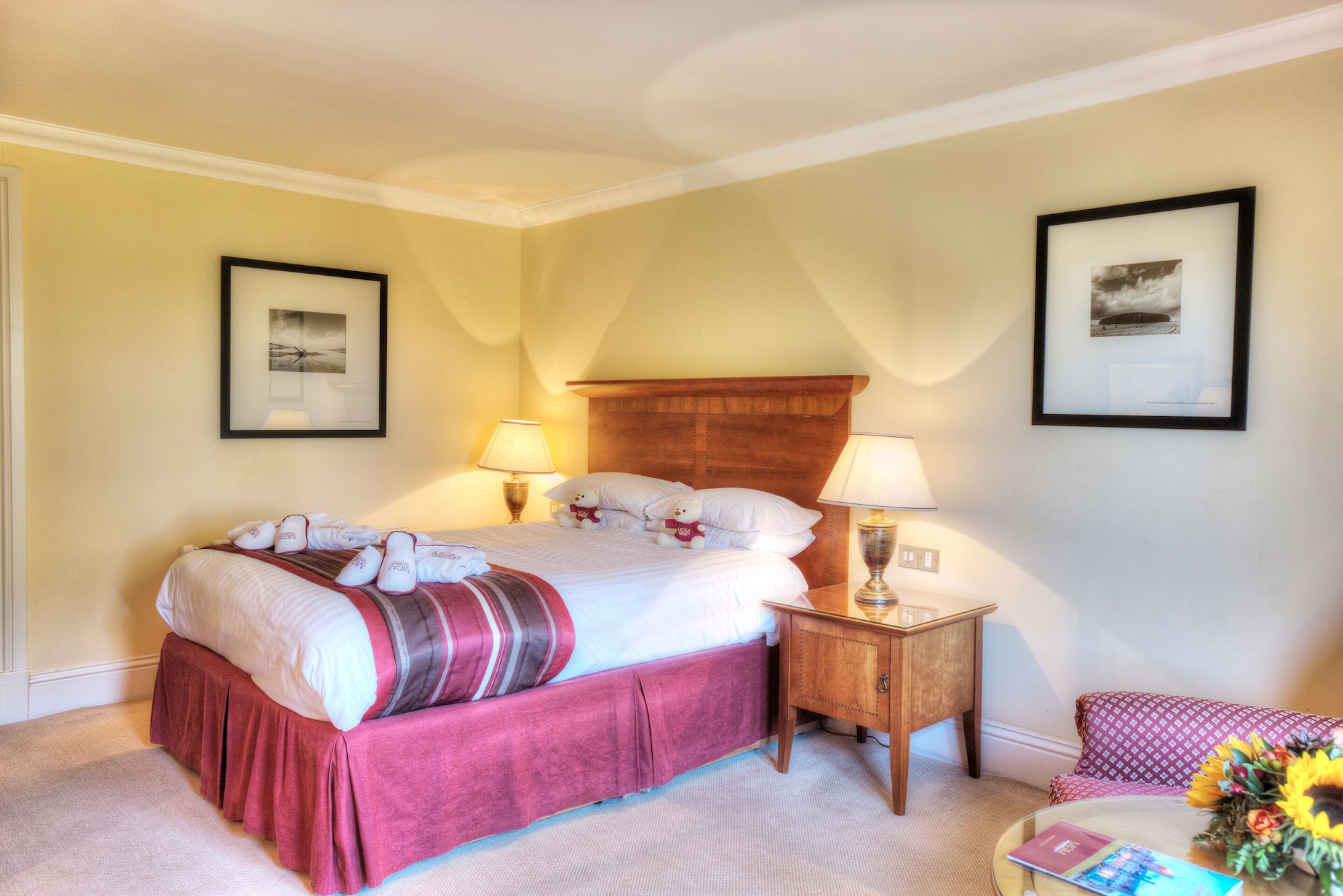 EXECUTIVE, DOUBLE BED