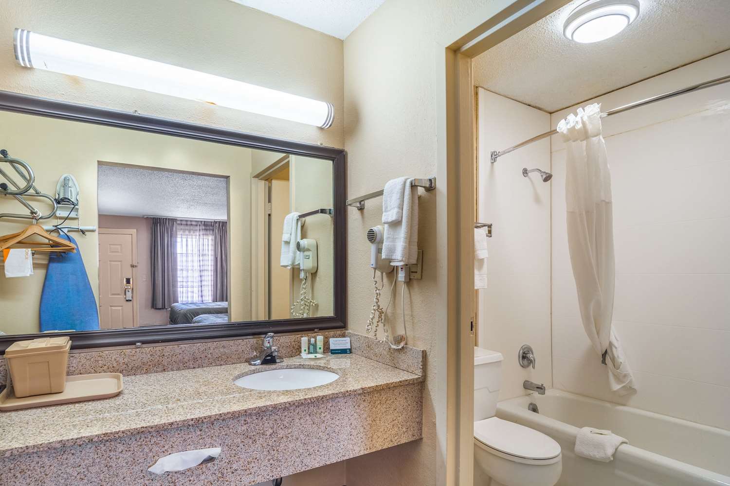 Quality Inn & Suites Santee I-95 31/31
