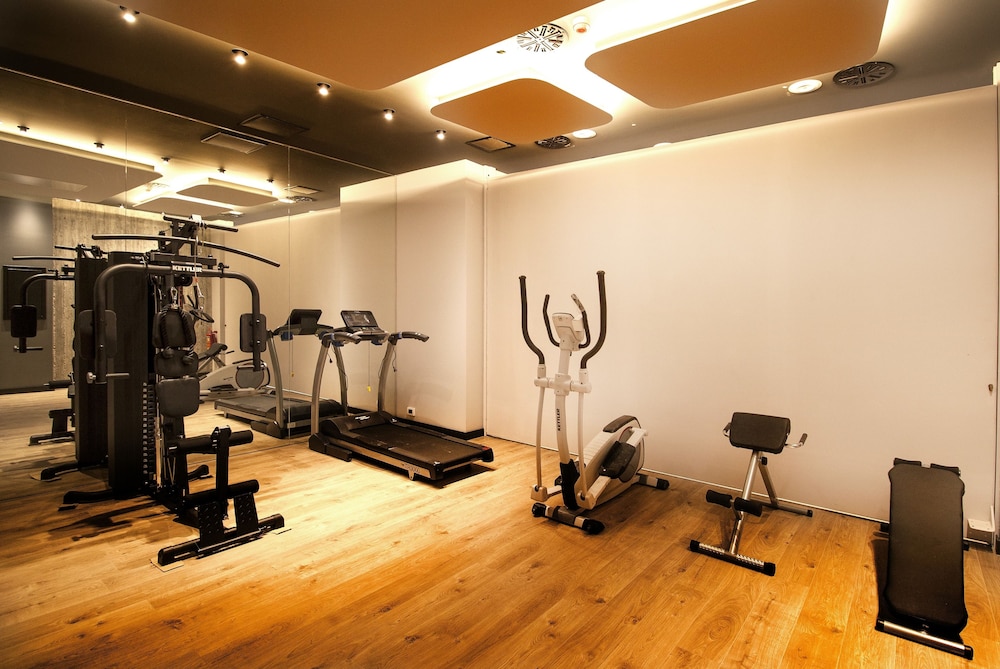 Essence Contemporary Living Hotel 30/50