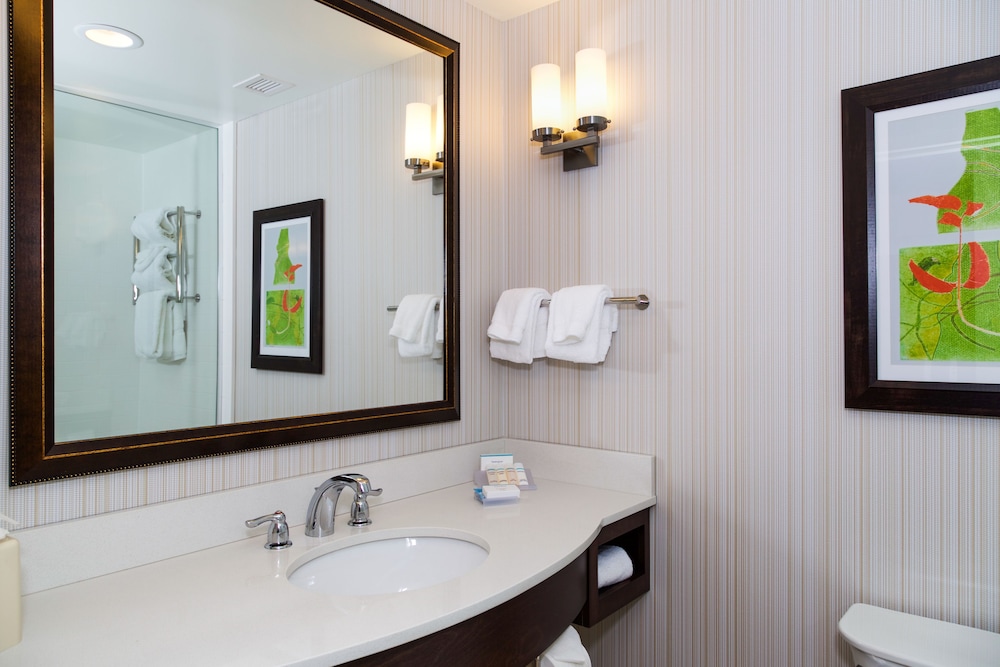 Hilton Garden Inn Burlington Downtown 13/73