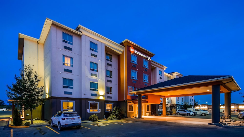 Best Western Estevan Inn & Suites 2/25