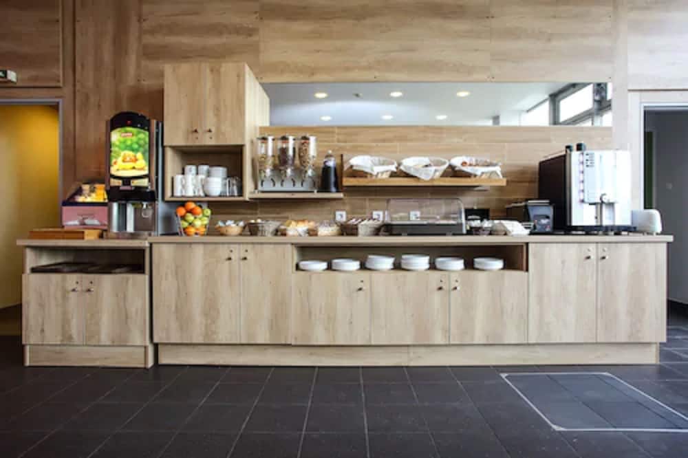 Lobby at Appart Hotel Torcy Ex Adagio Access Torcy Marne La Vallee, TORCY