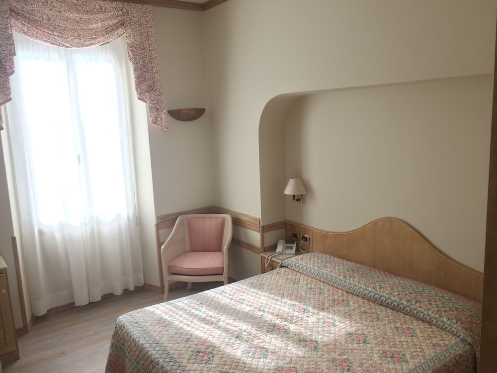 Hotel Bobby Executive 13/50