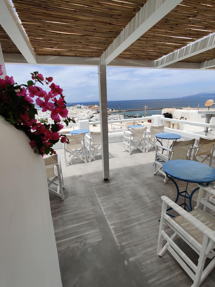 Hotel Lefteris 48/67