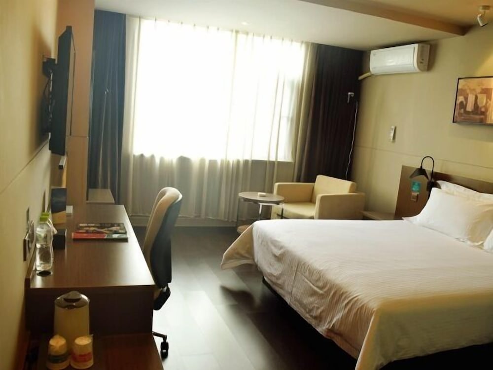Microtel by Wyndham Kunming City Center 21/25