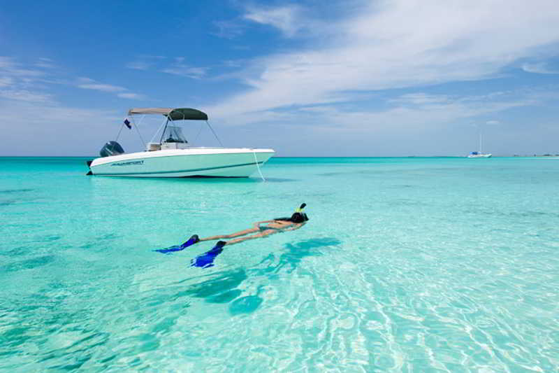 The Regent Grand on Grace Bay Beach 38/49