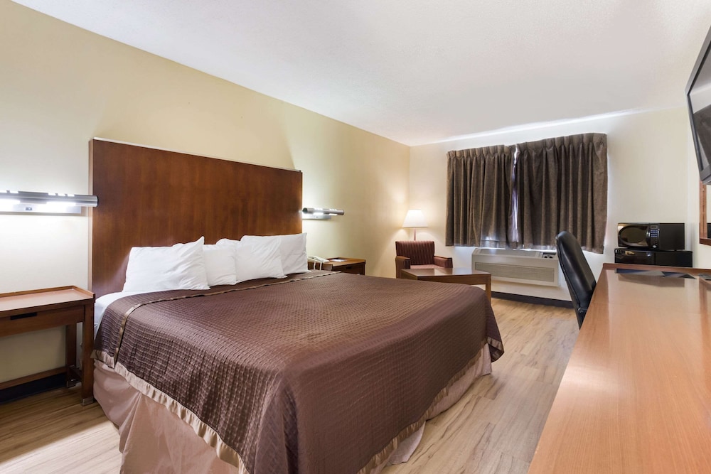 Rodeway Inn Gallup West NM 23/41