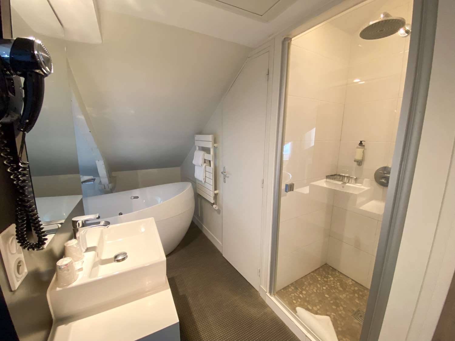 Best Western Le Cheval Blanc 51/54