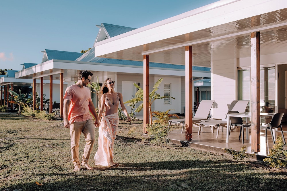 Niu Beach Hotel 47/53