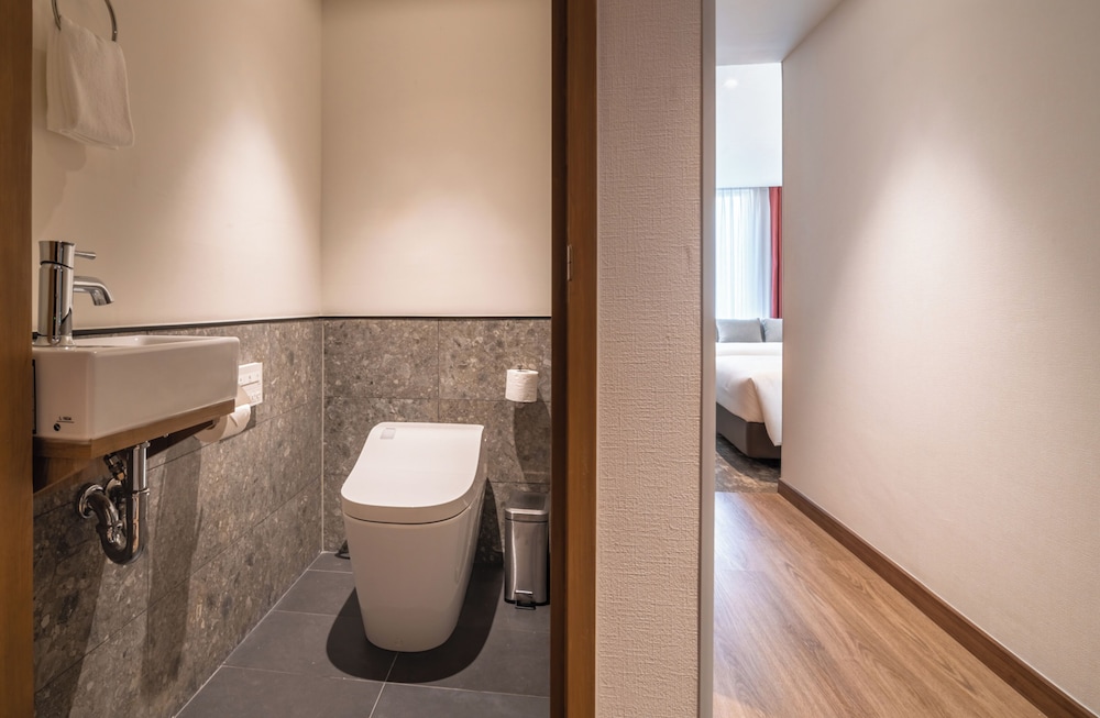 Sotetsu Grand Fresa Bangkok 24/27