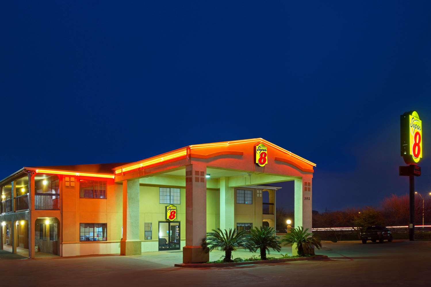 Super 8 by Wyndham San Antonio/Riverwalk Area 2/9