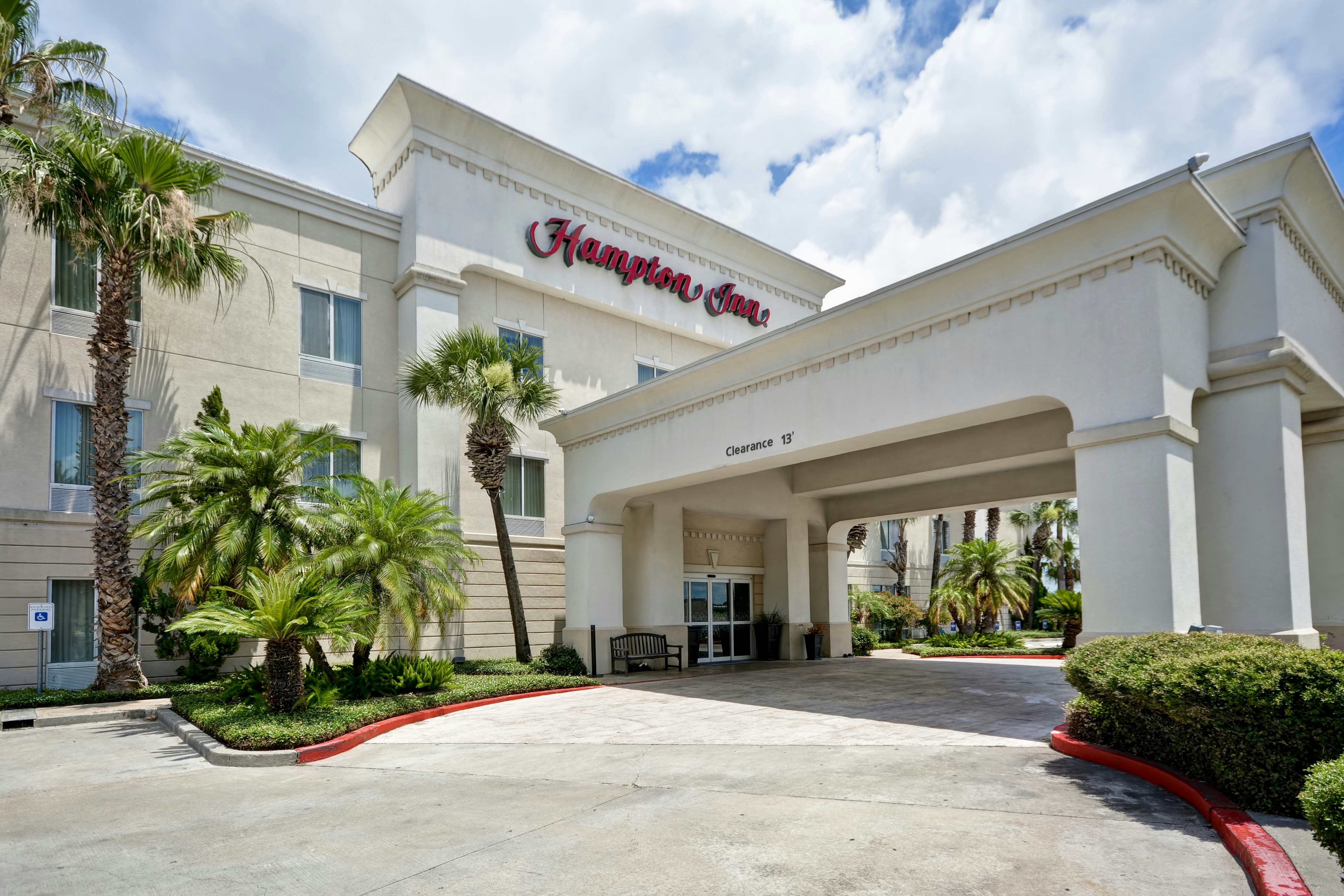 Hampton Inn Corpus Christi 28/34