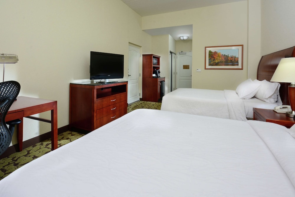 Hilton Garden Inn Raleigh Capital Blvd I-540 20/49