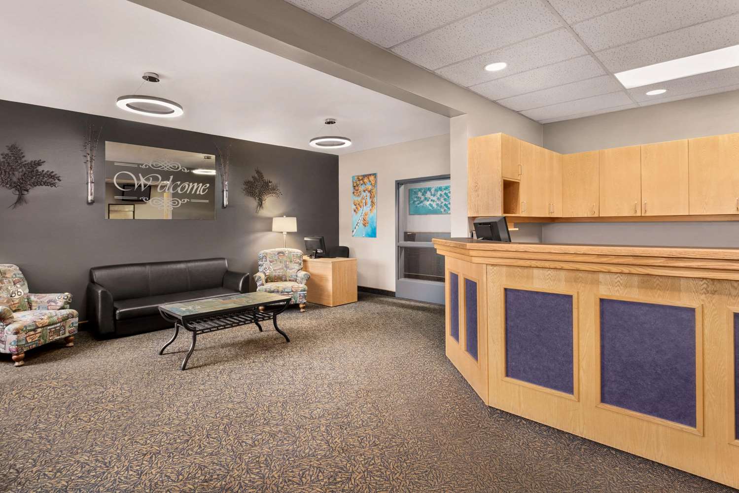 Travelodge By Wyndham Brandon 3/25