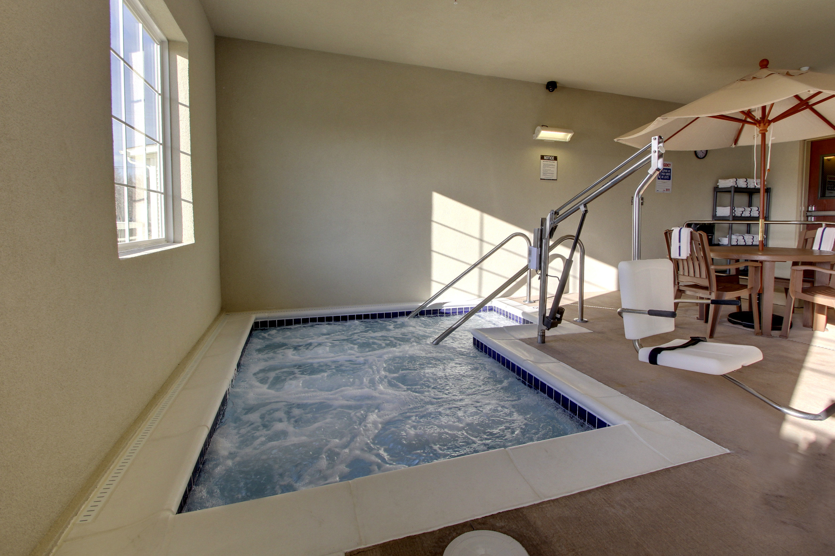 Cobblestone Hotel Suites Newton Il 33/57