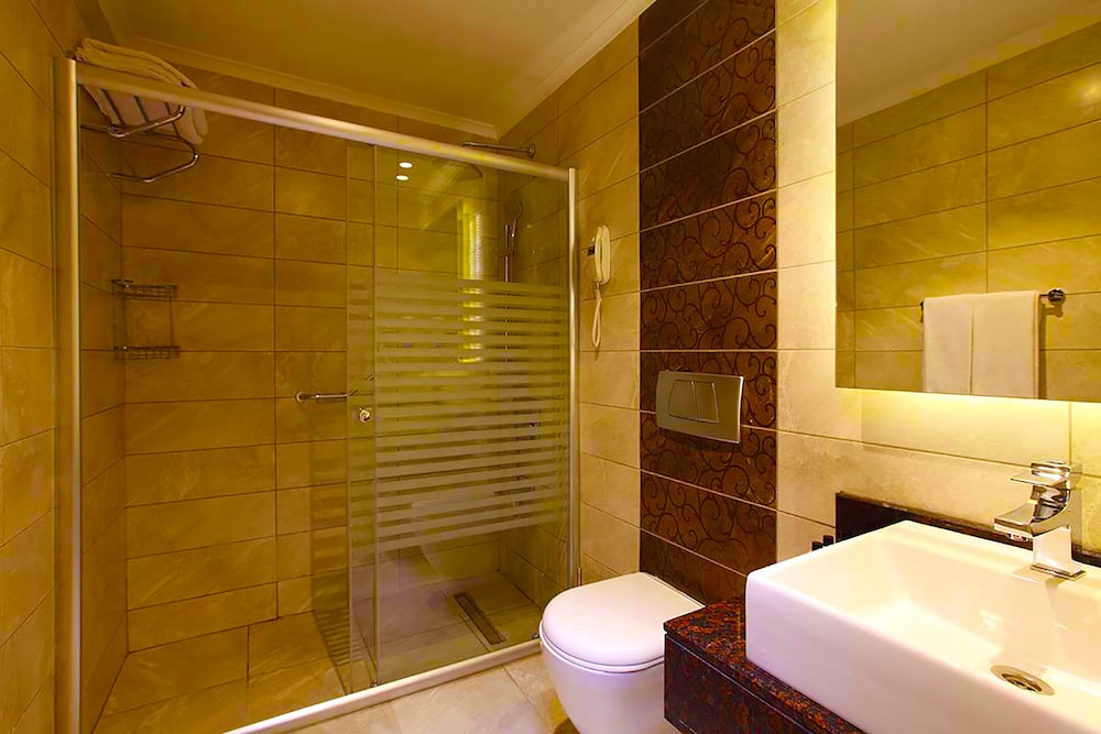 Diamond Elite Hotel and Spa - Adults Only 16 Plus 49/50