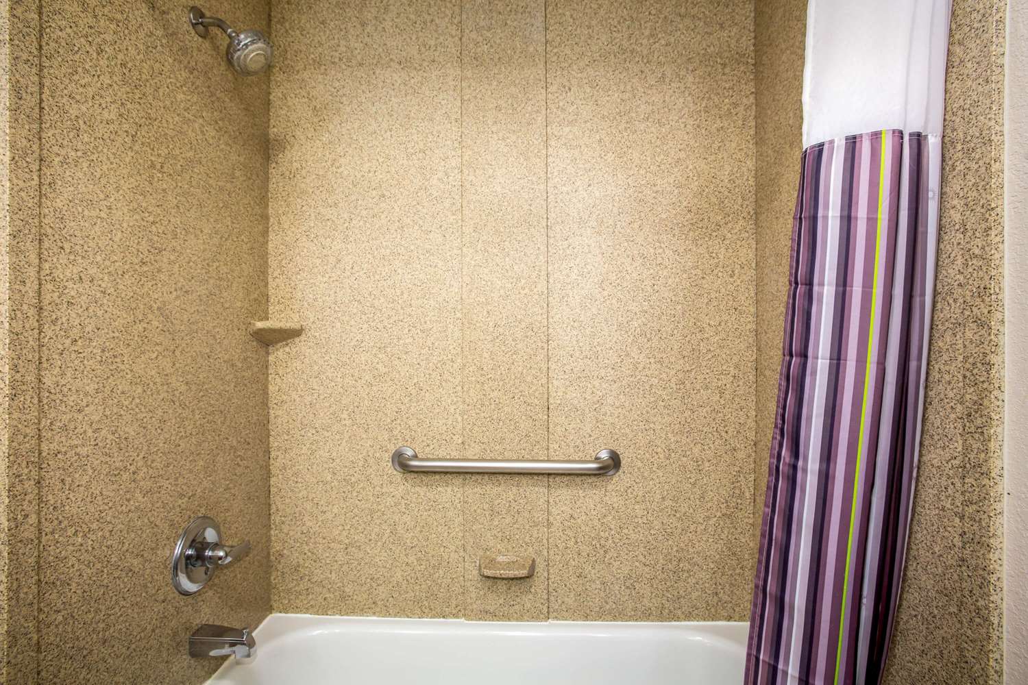 La Quinta Inn & Suites by Wyndham Kyle - Austin South 61/61