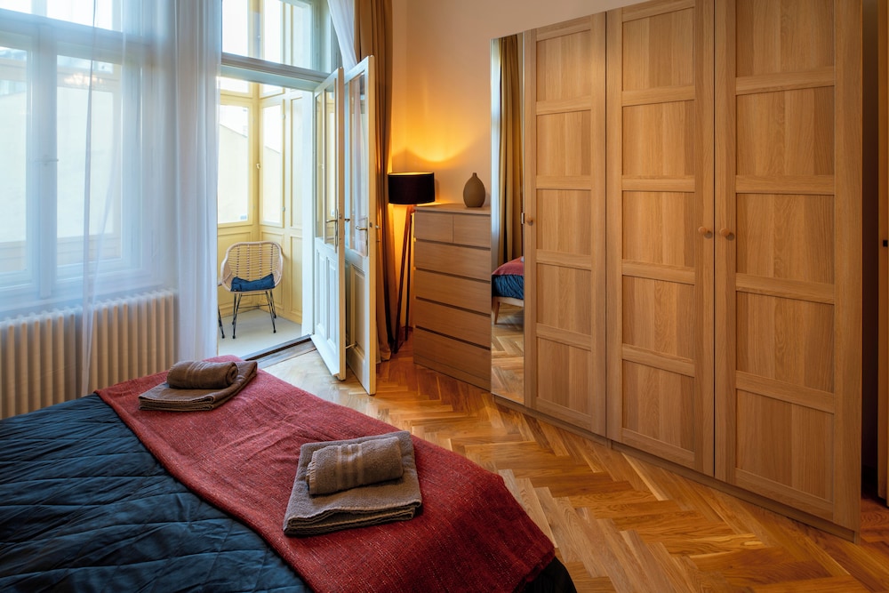 Old Town Aparthotel Michalska 34/75