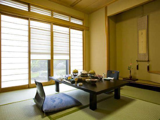 Yumoto Hotel Achigawa 33/46