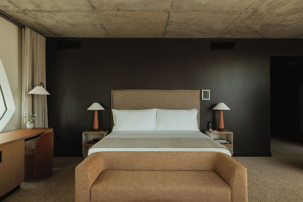 Mountain, Studio, Suite, King Bed، Populus Hotel 2/3