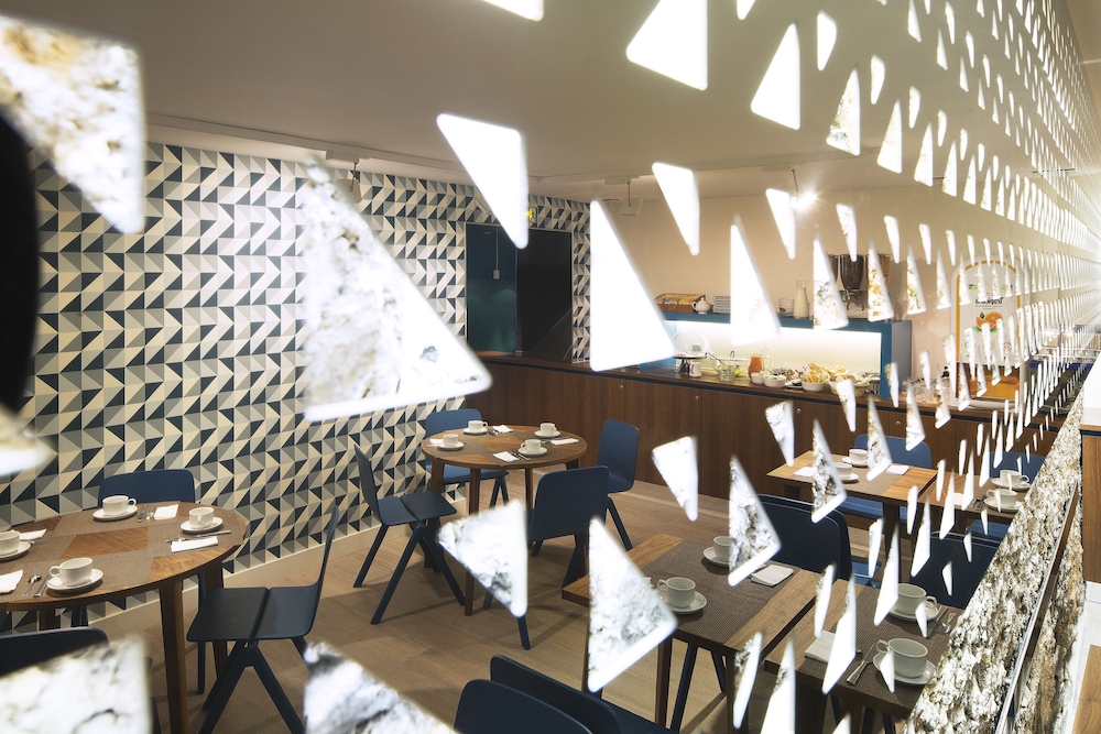 HOTEL SOPHIE GERMAIN 40/50