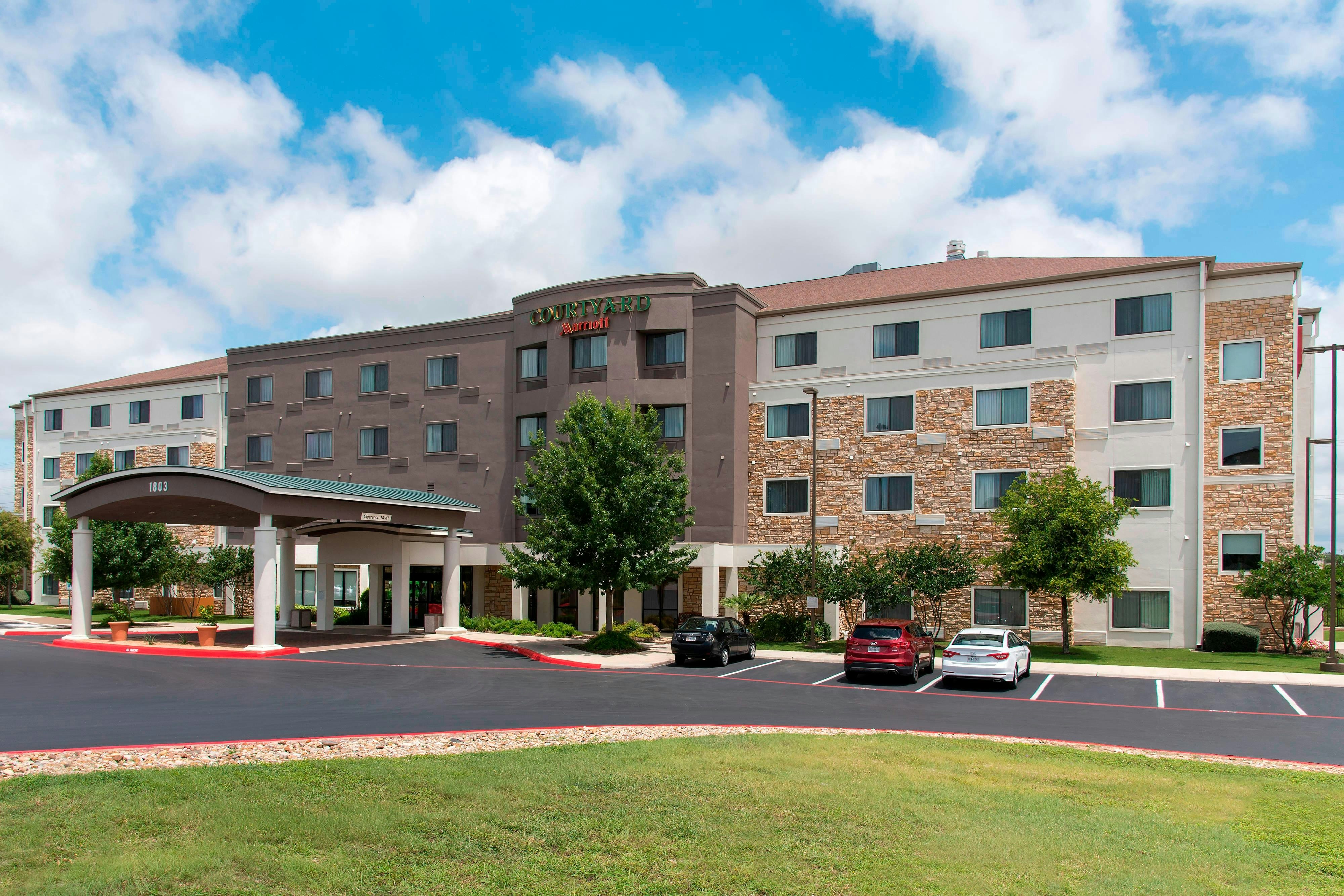 Courtyard by Marriott San Antonio North/Stone Oak at Legacy 13/17
