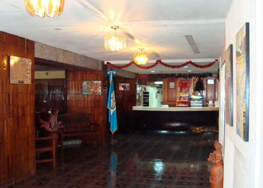 Hotel Maya Excelsior 4/19