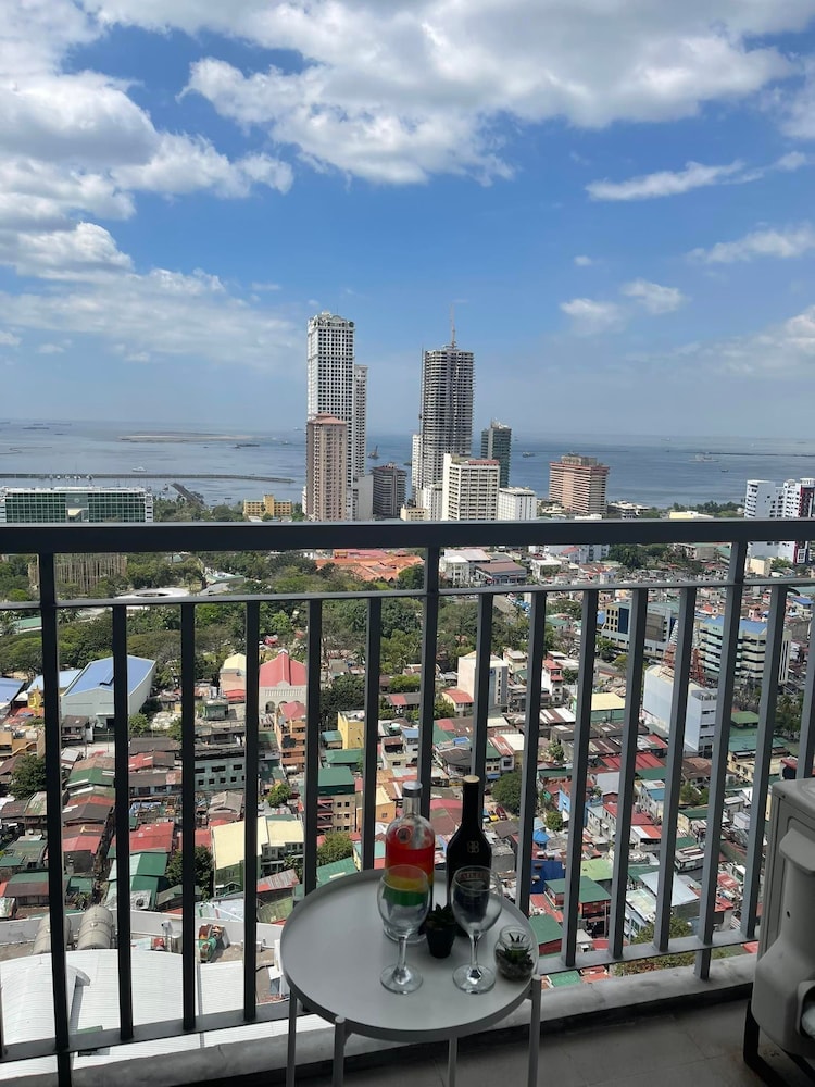 Green Residences 7/50